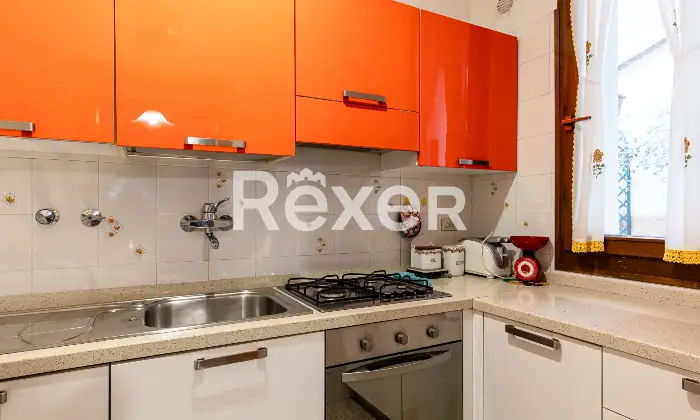 Rexer-Bologna-Centro-via-Mascarella-appartamento-con-terrazzo-e-soffitta-Altro