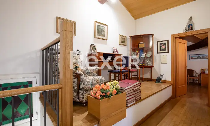 Rexer-Bologna-Centro-via-Mascarella-appartamento-con-terrazzo-e-soffitta-Altro