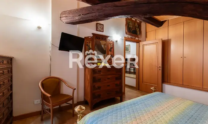Rexer-Bologna-Centro-via-Mascarella-appartamento-con-terrazzo-e-soffitta-Altro