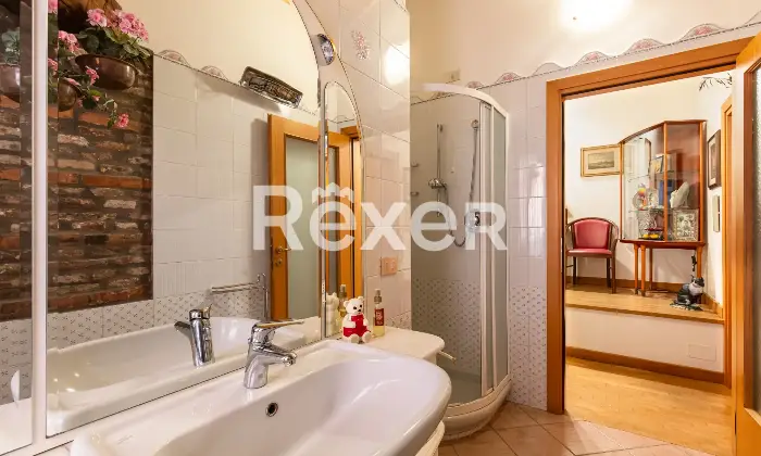 Rexer-Bologna-Centro-via-Mascarella-appartamento-con-terrazzo-e-soffitta-Altro