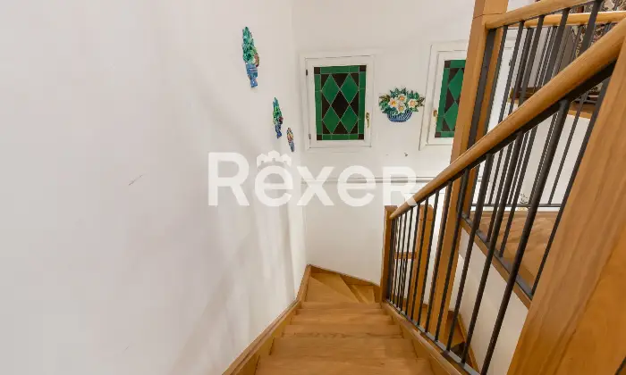 Rexer-Bologna-Centro-via-Mascarella-appartamento-con-terrazzo-e-soffitta-Altro