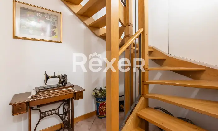 Rexer-Bologna-Centro-via-Mascarella-appartamento-con-terrazzo-e-soffitta-Altro