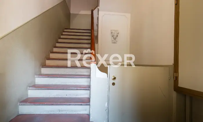 Rexer-Bologna-Centro-via-Mascarella-appartamento-con-terrazzo-e-soffitta-Altro