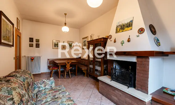 Rexer-Bologna-Centro-via-Mascarella-appartamento-con-terrazzo-e-soffitta-Altro