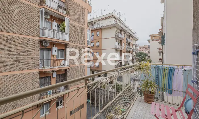 Rexer-Roma-CENTOCELLE-VIA-DEGLI-OLIVI-SECONDO-PIANO-SENZA-ASCENSORE-Altro