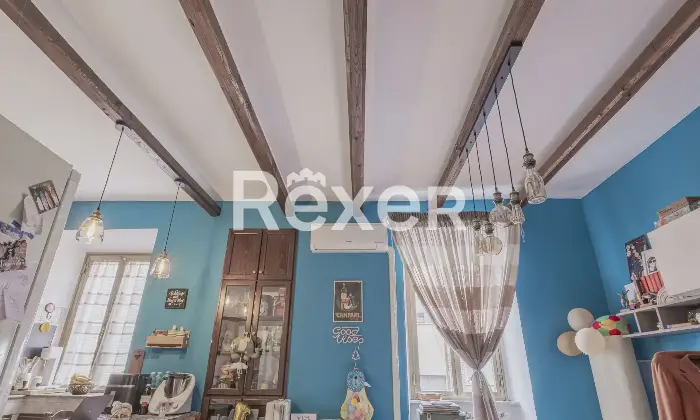 Rexer-Roma-CENTOCELLE-VIA-DEGLI-OLIVI-SECONDO-PIANO-SENZA-ASCENSORE-Altro