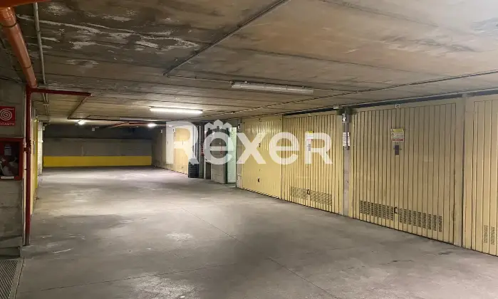 Rexer-Milano-Vendesi-Box-Auto-Via-Tolstoi-Piano-Altro