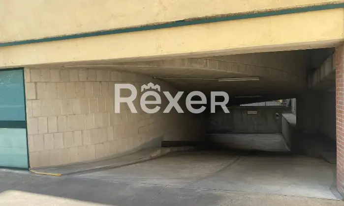 Rexer-Milano-Vendesi-Box-Auto-Via-Tolstoi-Piano-Altro