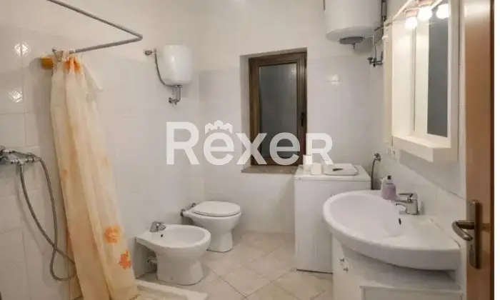 Rexer-Nocera-Terinese-Trilocale-in-vendita-in-Via-Cavour-a-Nocera-Terinese-Altro