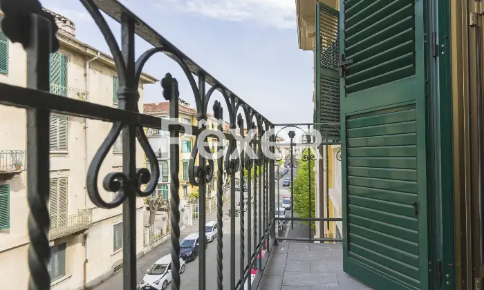 Rexer-Torino-Tra-corso-Racconigi-e-corso-Peschiera-appartamento-luminoso-Altro