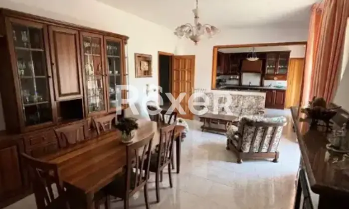 Rexer-Casabona-Appartamento-in-vendita-in-Via-Serafino-a-Casabona-Altro