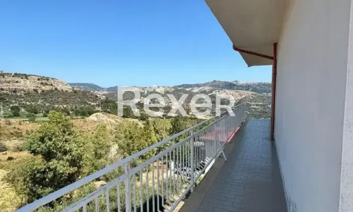 Rexer-Casabona-Appartamento-in-vendita-in-Via-Serafino-a-Casabona-Altro