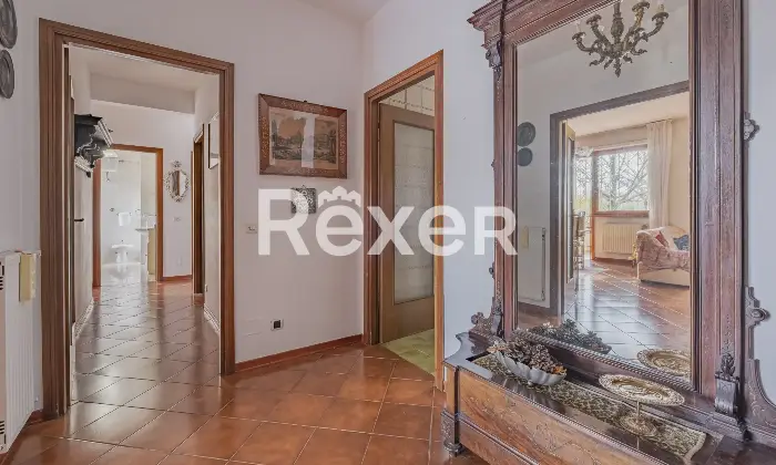 Rexer-Roma-TALENTI-QUADRILOCALE-SILENZIOSO-IN-COMPRENSORIO-IMMERSO-NEL-VERDE-Altro