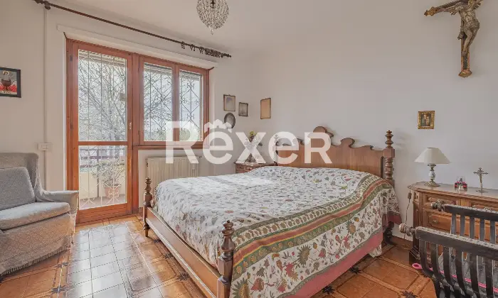 Rexer-Roma-Talenti-in-comprensorio-elegante-immerso-nel-verde-Altro