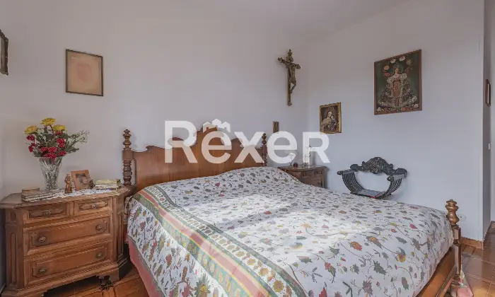 Rexer-Roma-Talenti-in-comprensorio-elegante-immerso-nel-verde-Altro