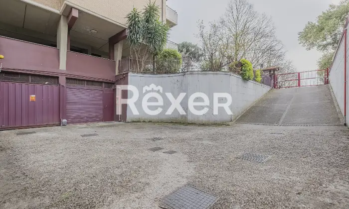 Rexer-Roma-TALENTI-QUADRILOCALE-SILENZIOSO-IN-COMPRENSORIO-IMMERSO-NEL-VERDE-Altro