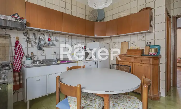 Rexer-Roma-TALENTI-QUADRILOCALE-SILENZIOSO-IN-COMPRENSORIO-IMMERSO-NEL-VERDE-Altro