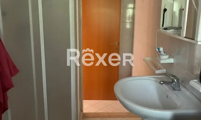 Rexer-Castrovillari-Appartamento-arredato-con-balcone-Bagno