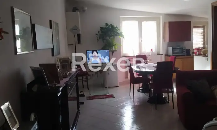 Rexer-Castrovillari-Appartamento-arredato-Salone