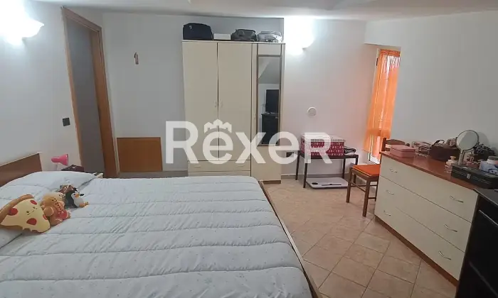 Rexer-Castrovillari-Appartamento-arredato-in-residence-CameraDaLetto