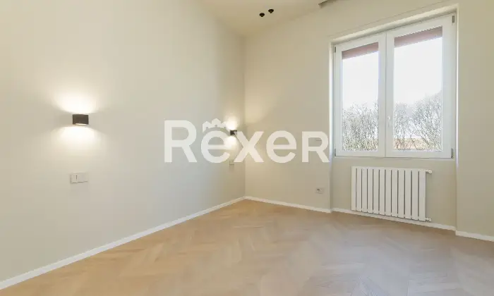 Rexer-Milano-Trilocale-ristrutturato-con-cantina-Altro