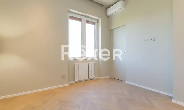 Rexer-Milano-Trilocale-ristrutturato-con-cantina-Altro