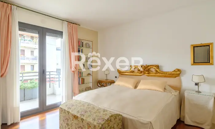 Rexer-Venezia-Elegante-appartamento-con-ampie-terrazze-garage-e-posto-auto-Altro