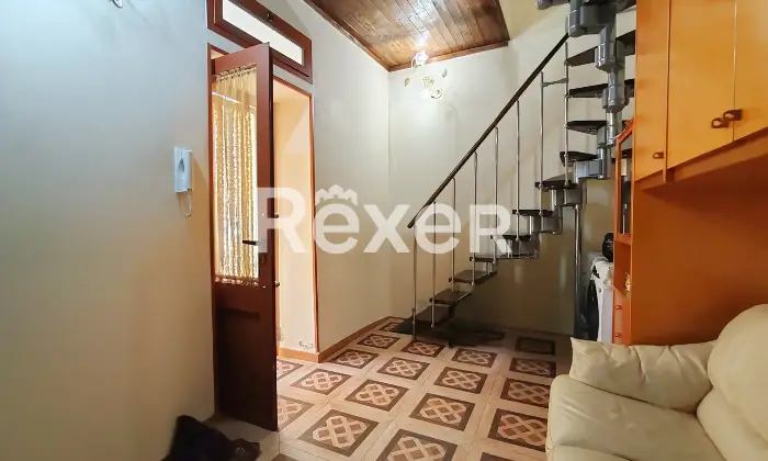 Rexer-Bari-Appartamento-ristrutturato-in-vendita-in-Corte-San-Pietro-Vecchio-Bari-Altro