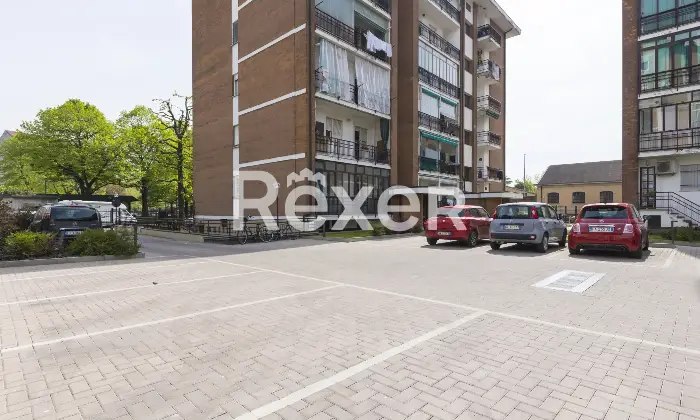 Rexer-Torino-Ampio-appartamento-con-box-auto-Altro