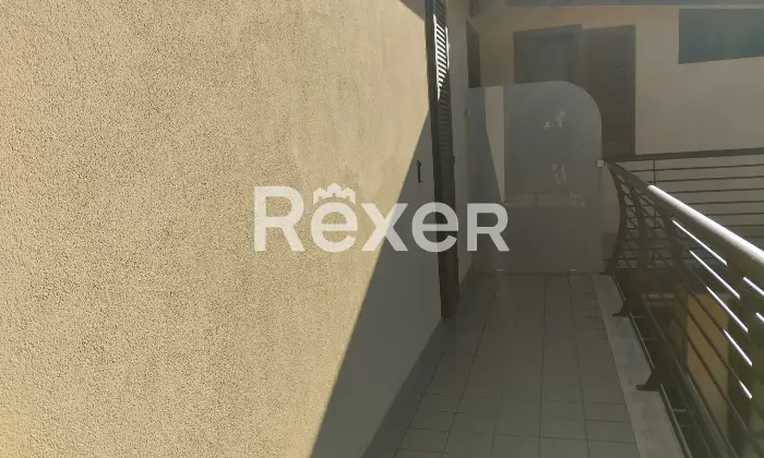 Rexer-Quadri-Appartamento-mansardato-in-vendita-in-Via-Guglielmo-Marconi-a-Quadri-Altro