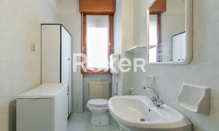 Rexer-Udine-Appartamento-camere-e-box-auto-Altro