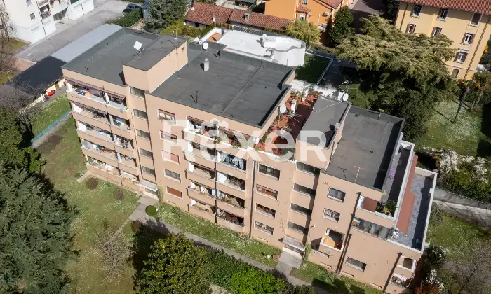 Rexer-Udine-Appartamento-camere-e-box-auto-Altro