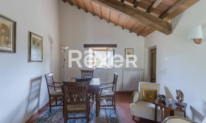 Rexer-Arezzo-Santa-Maria-La-Rassinata-Arezzo-Prestigioso-Casale-in-Pietra-con-Tenuta-Altro
