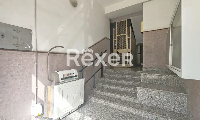 Rexer-Bari-Appartamento-con-doppio-affaccio-Altro