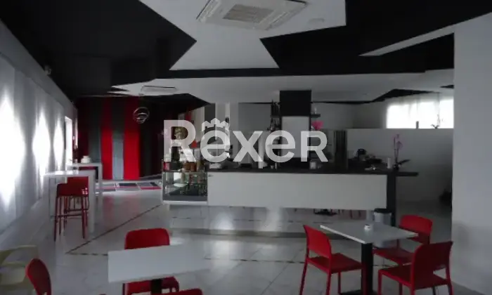 Rexer-Berra-Locale-commerciale-in-vendita-in-via-Postale-a-Berra-Altro