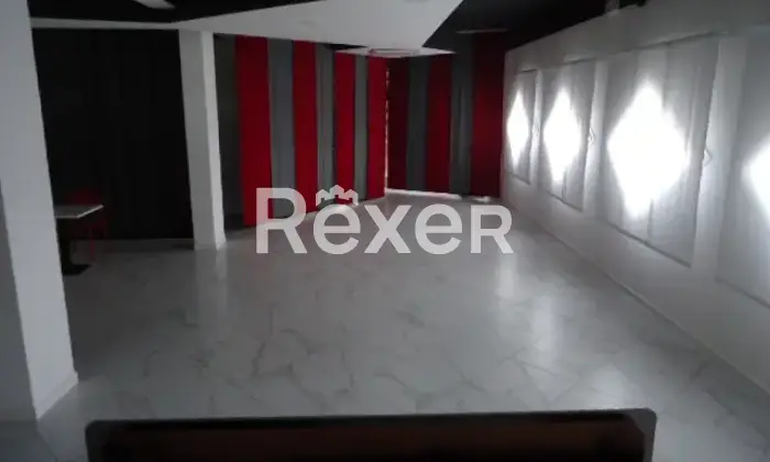 Rexer-Berra-Locale-commerciale-in-vendita-in-via-Postale-a-Berra-Altro