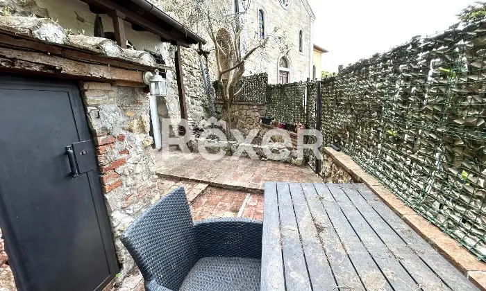 Rexer-Montecampano-Appartamento-su-due-livelli-con-cortile-Altro
