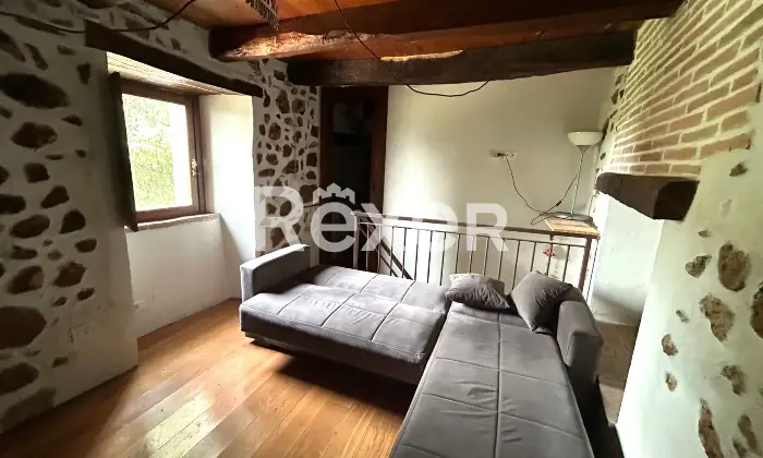 Rexer-Montecampano-Appartamento-su-due-livelli-con-cortile-Altro