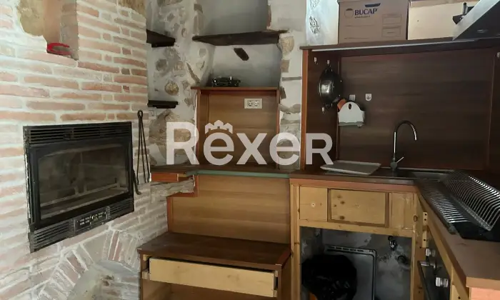 Rexer-Montecampano-Appartamento-su-due-livelli-con-cortile-Altro