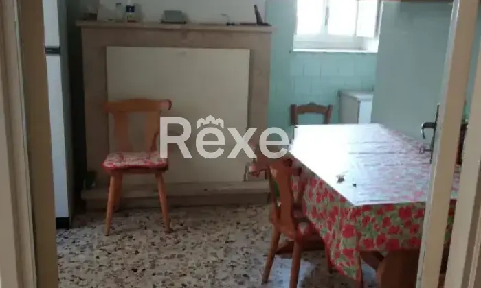 Rexer-Vico-Nel-Lazio-Casa-indipendente-in-vendita-in-Via-Guglielmo-Marconi-a-Vico-nel-Lazio-Altro