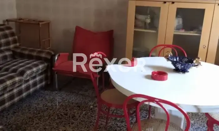 Rexer-Vico-Nel-Lazio-Casa-indipendente-in-vendita-in-Via-Guglielmo-Marconi-a-Vico-nel-Lazio-Altro