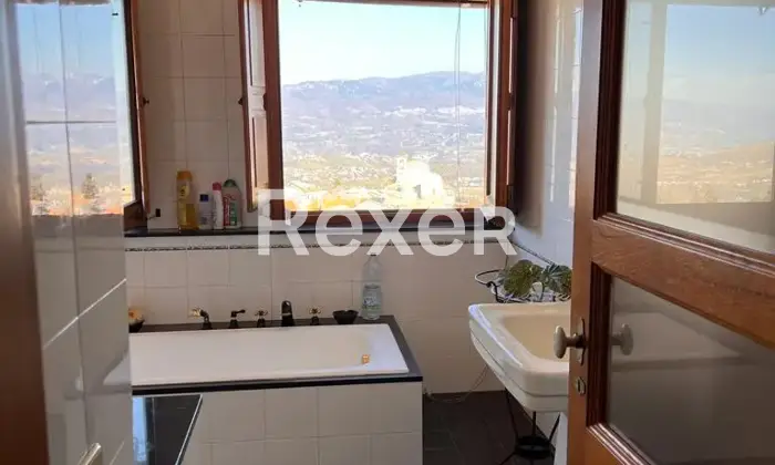 Rexer-Cerisano-Dimora-storica-di-prestigio-nel-cuore-di-Cerisano-Bagno