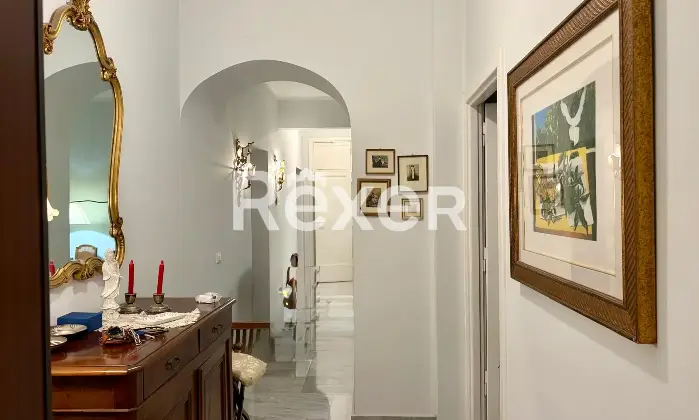 Rexer-Roma-Appartamento-con-portineria-Altro