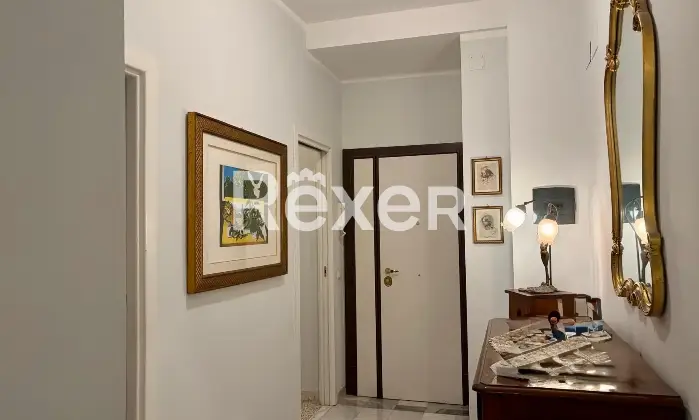 Rexer-Roma-Appartamento-con-portineria-Altro