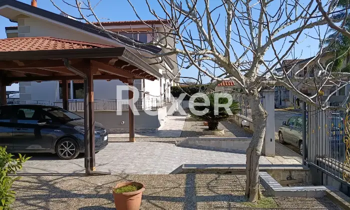 Rexer-Cinquefrondi-Villa-indipendente-in-vendita-in-Contrada-Grec-a-Cinquefrondi-Altro