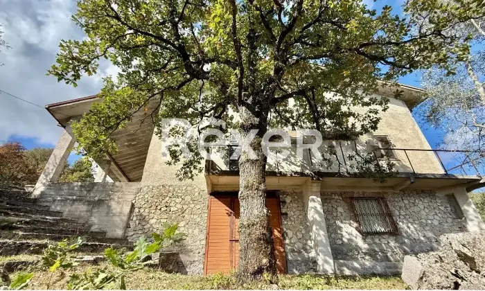 Rexer-Rieti-Casalecascina-in-vendita-in-Via-Terze-a-Maglianello-Rieti-Altro