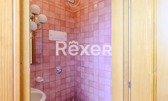 Rexer-Gallio-Appartamento-su-due-livelli-con-posto-auto-e-cantina-Altro