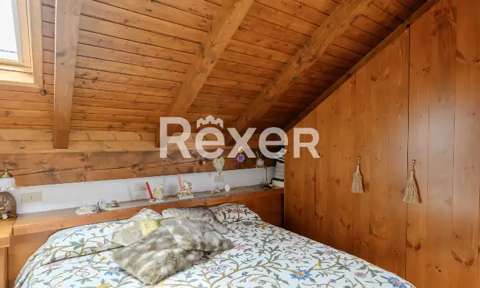 Rexer-Gallio-Appartamento-su-due-livelli-con-posto-auto-e-cantina-Altro