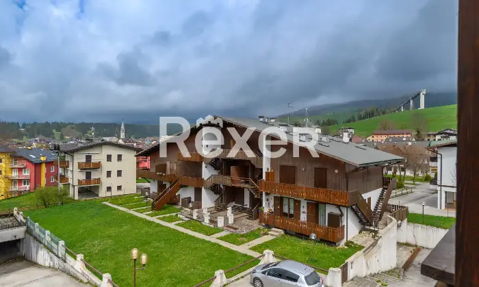 Rexer-Gallio-Appartamento-su-due-livelli-con-posto-auto-e-cantina-Altro