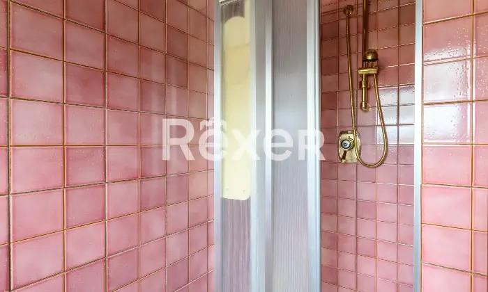 Rexer-Gallio-Appartamento-su-due-livelli-con-posto-auto-e-cantina-Altro